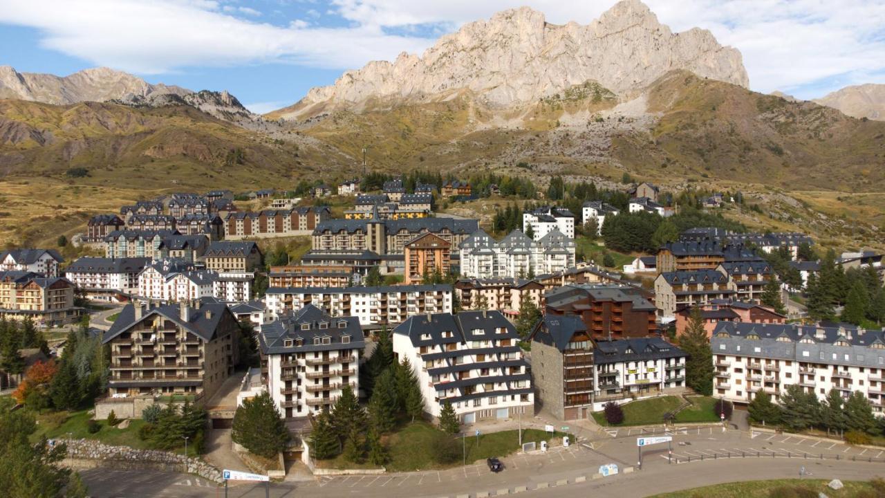 Apartamentos Formigal Kültér fotó